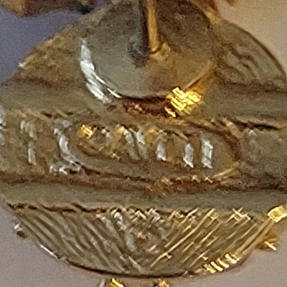 Avon Vintage Christmas Earrings - Picture 7 of 10